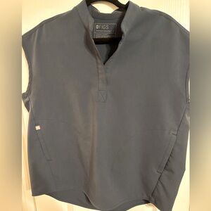 Women’s Figs Rafaela top in Dark Harbor